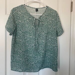 SHEIN Green and White Patterned Blouse